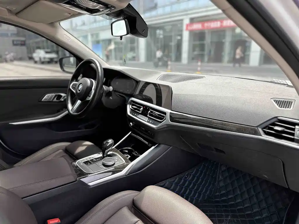 BMW 3 Series 2020 — фото 12