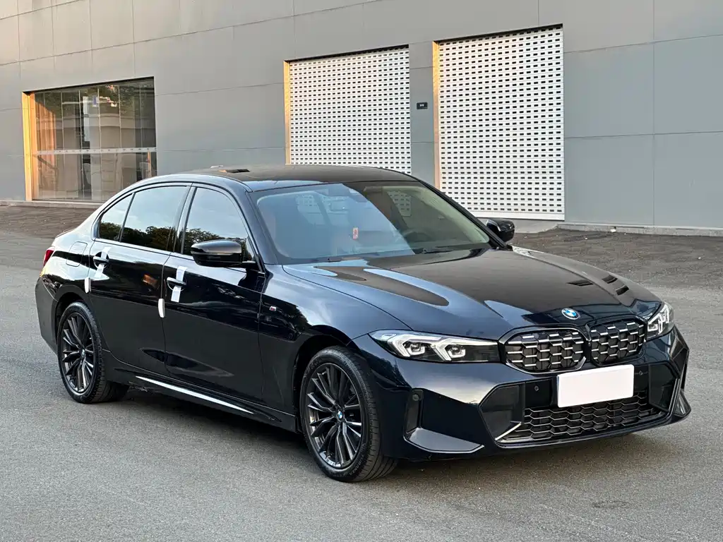 BMW 3 Series 2024