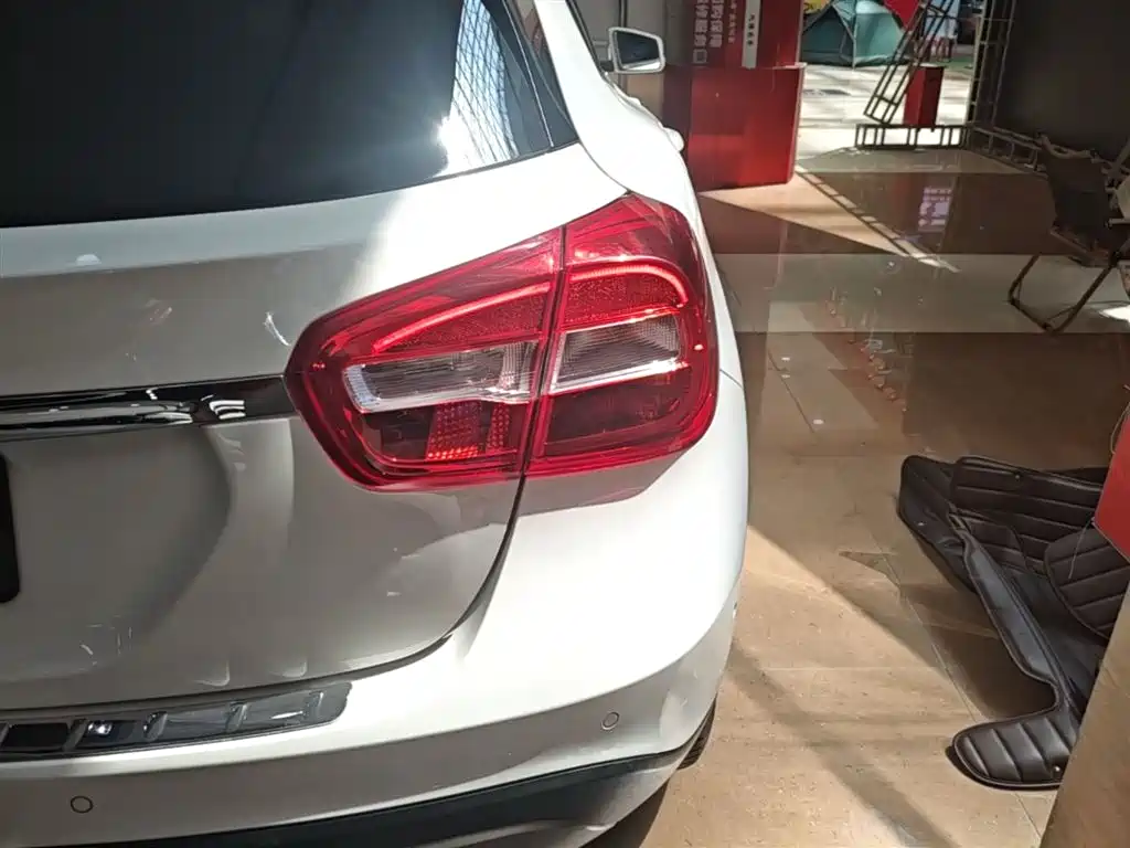 Mercedes-Benz GLA 2017 — фото 8