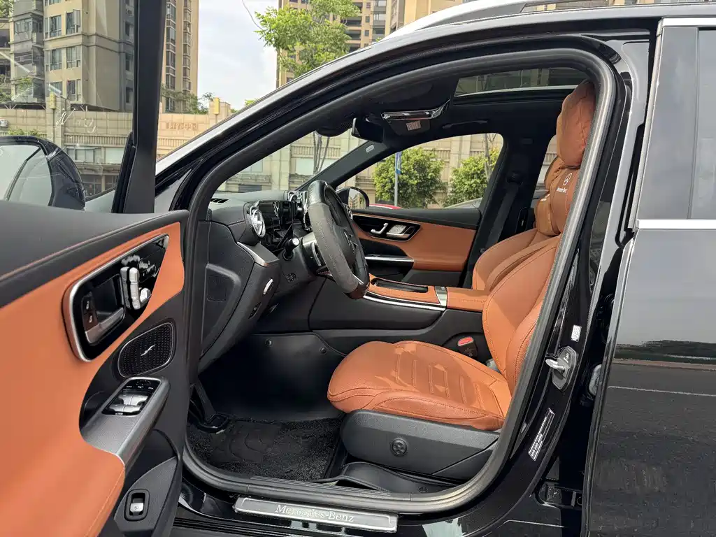 Mercedes-Benz GLC 2023 — фото 4