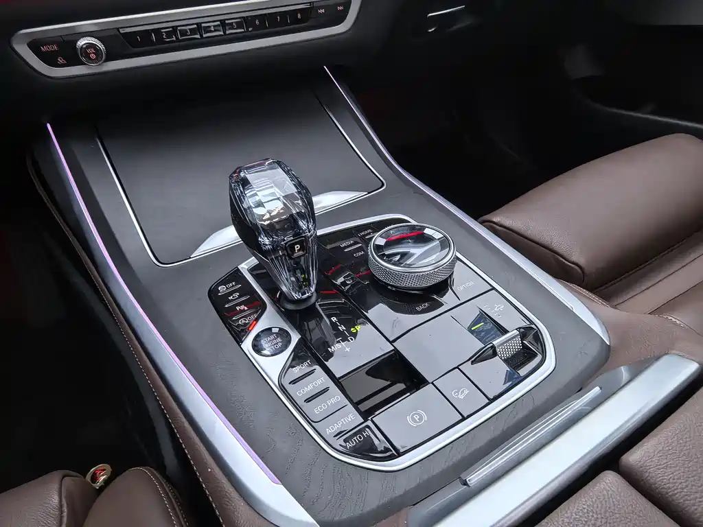 BMW X7 2020 — фото 10