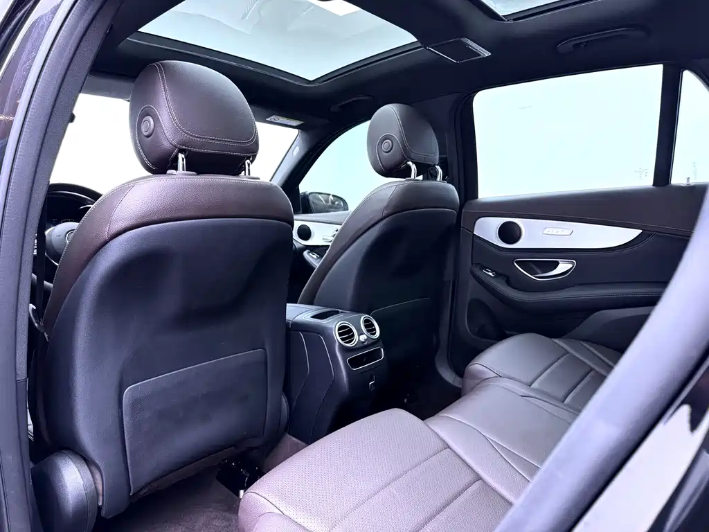 Mercedes-Benz GLC 2020 — фото 17