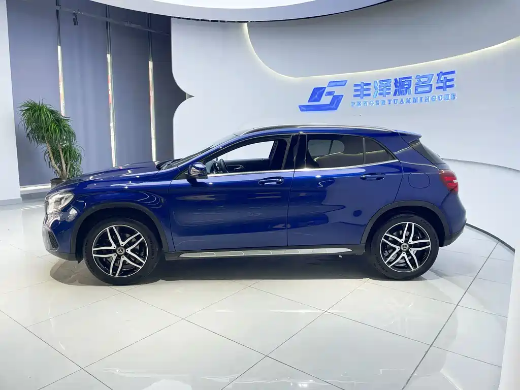 Mercedes-Benz GLA 2018 — фото 3