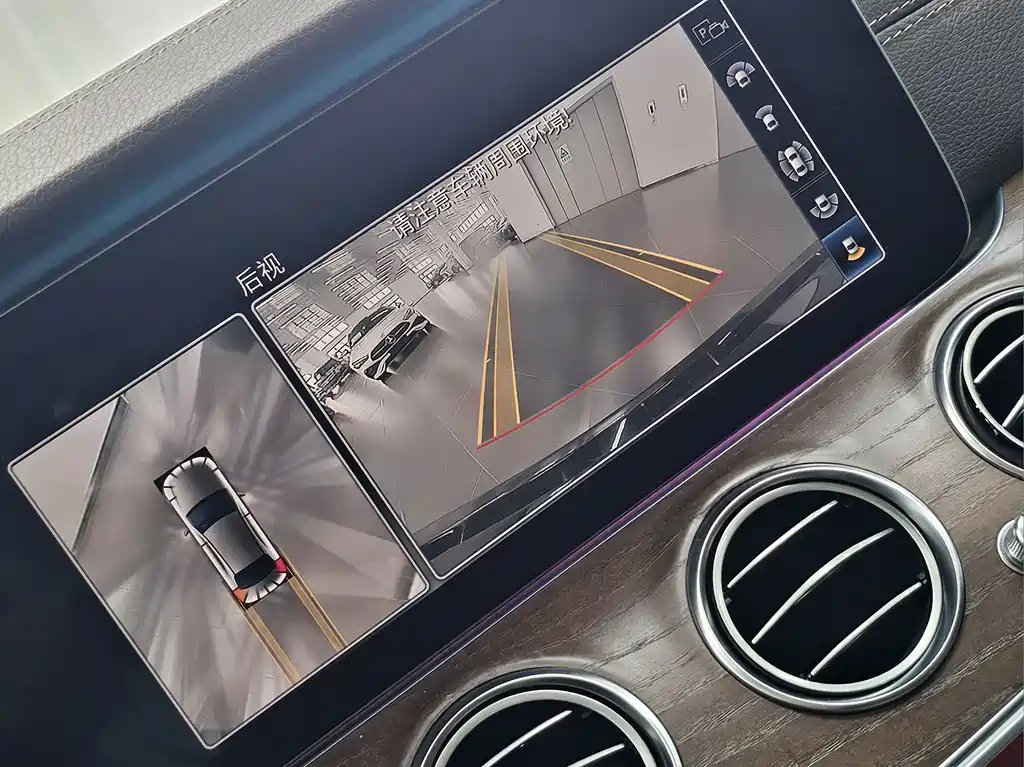 Mercedes-Benz E-Class 2019 — фото 13