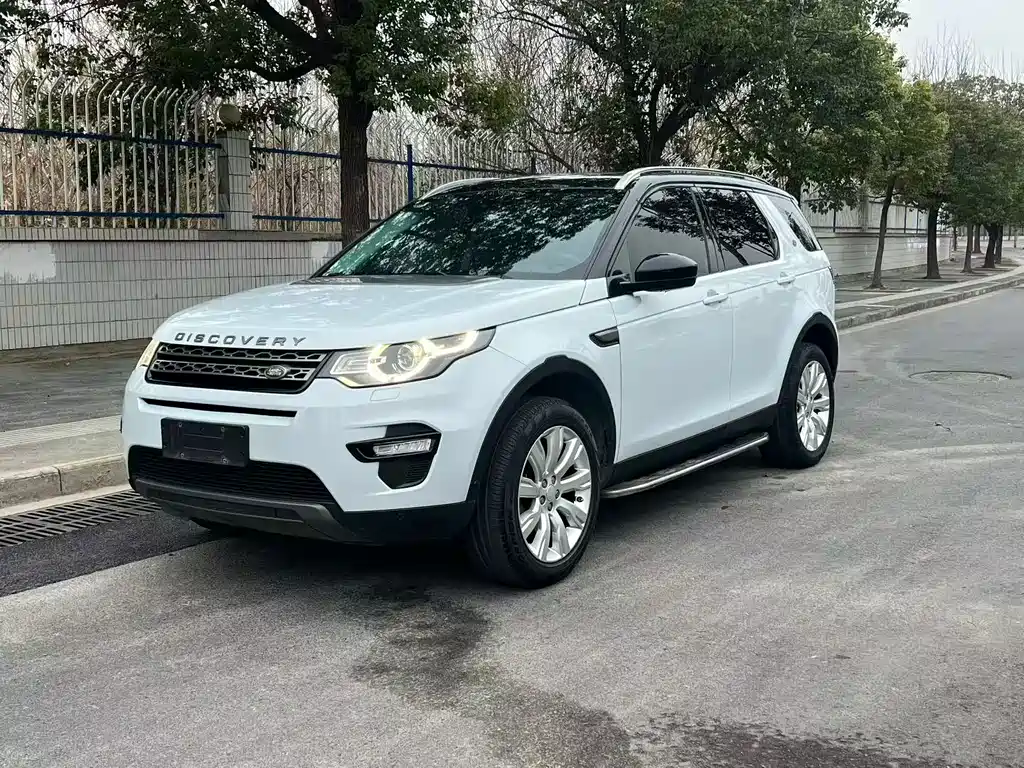 Land Rover Discovery Sport 2017 — фото 1