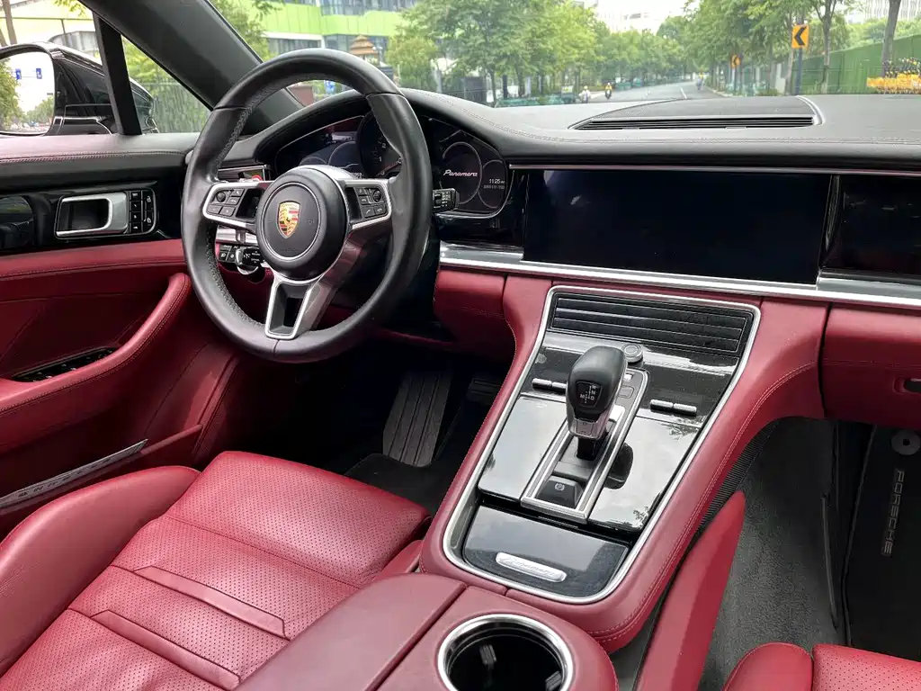 Porsche Panamera 2020 — фото 13