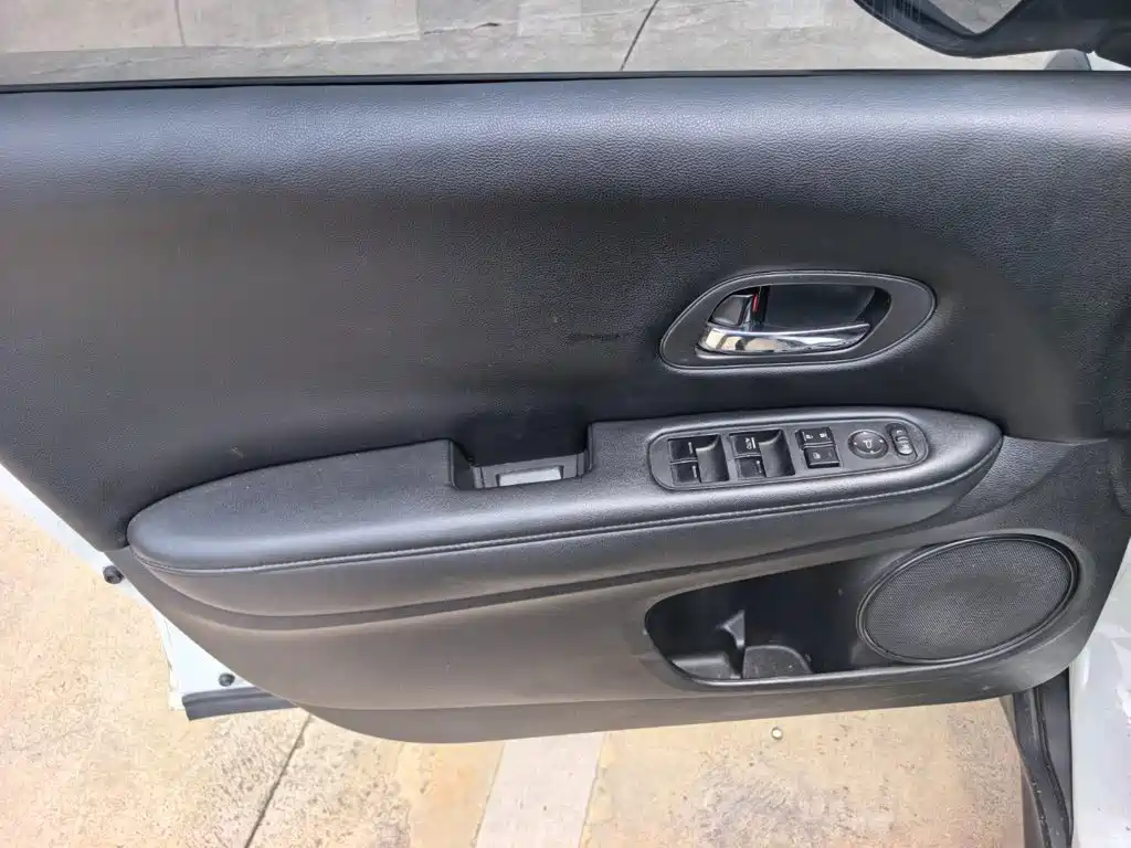 Honda Vezel 2016