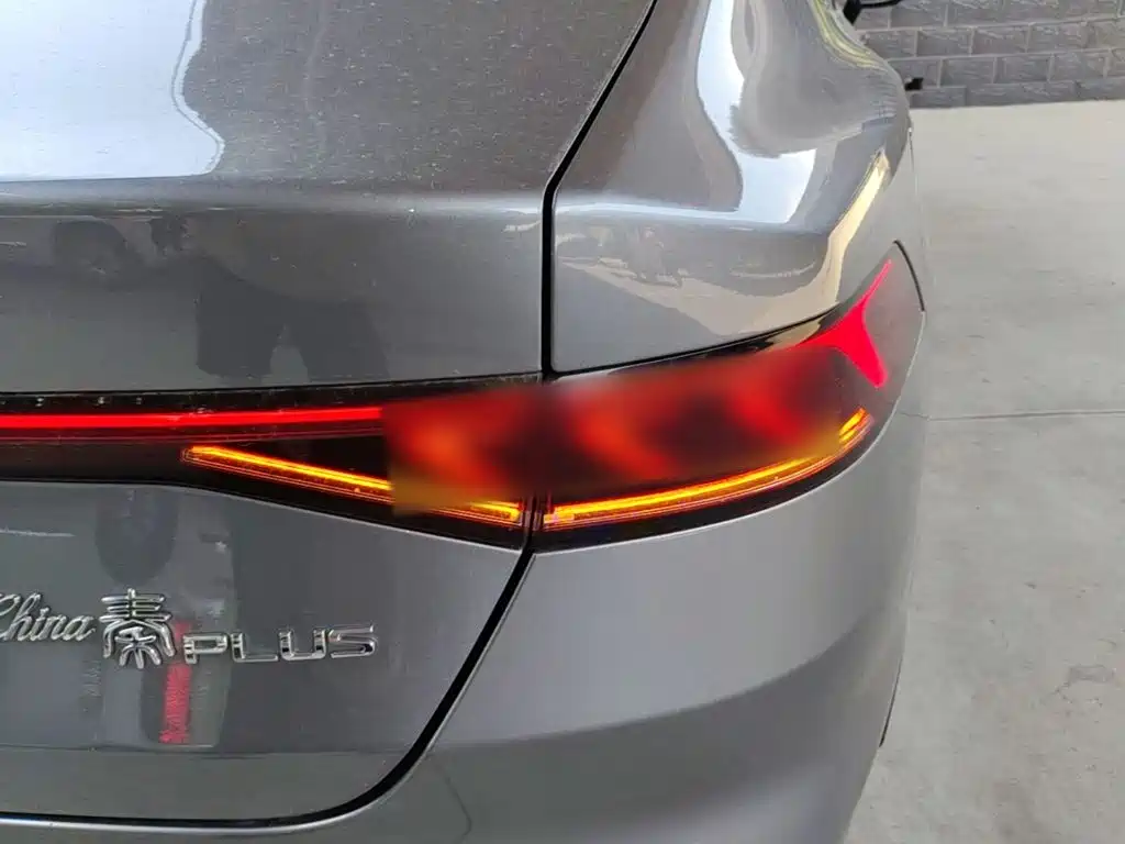 BYD Qin PLUS 2023 — фото 8