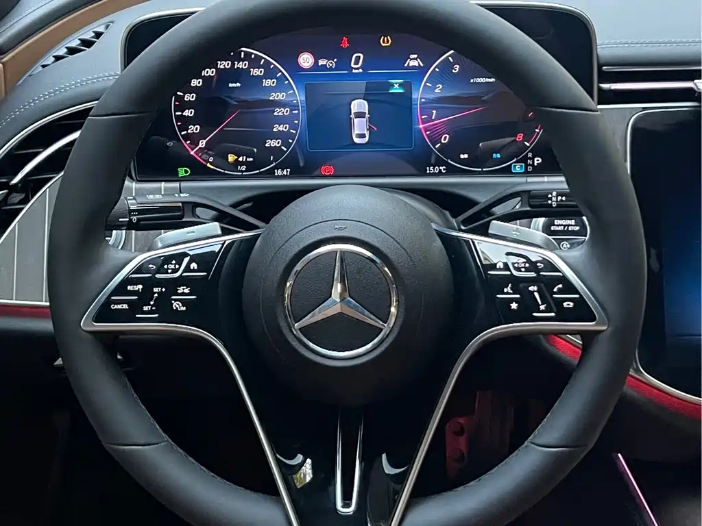 Mercedes-Benz E-Class 2024 — фото 10