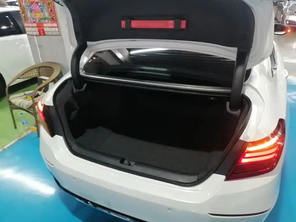 Honda Inspire 2023 — фото 19