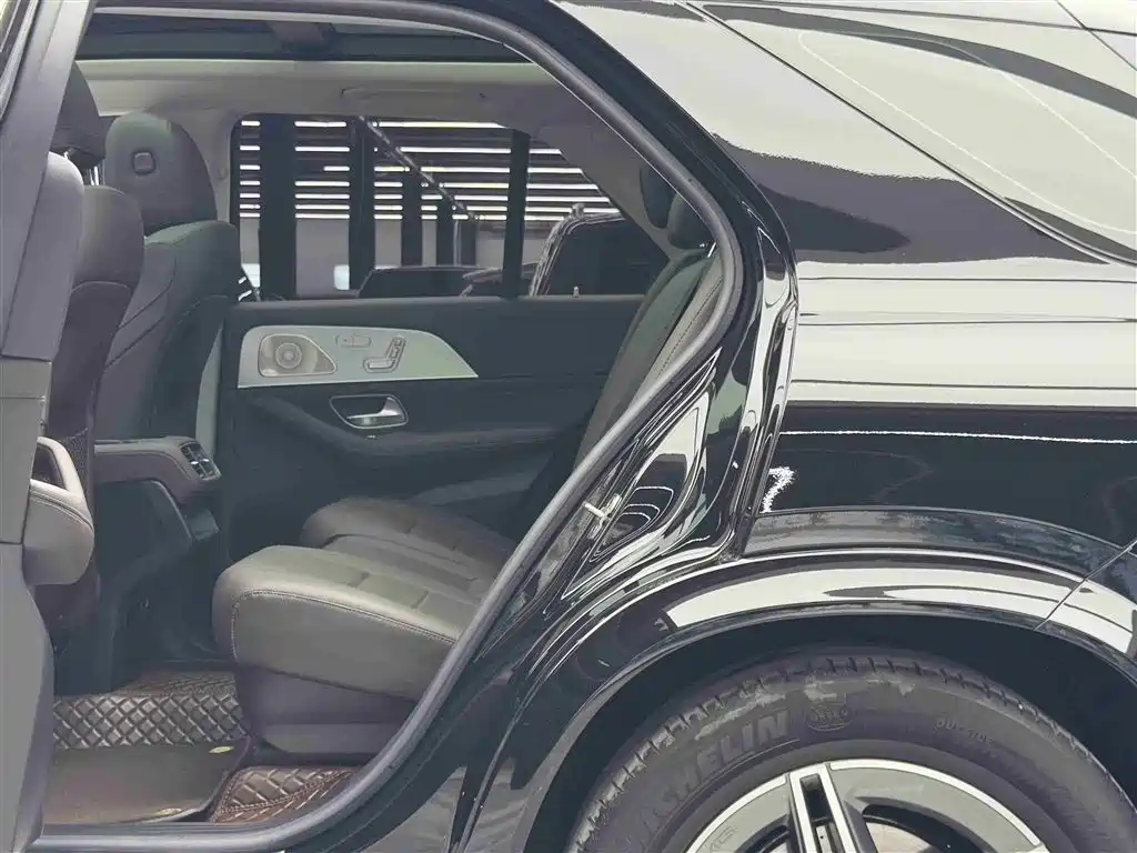 Mercedes-Benz GLE 2023 — фото 8