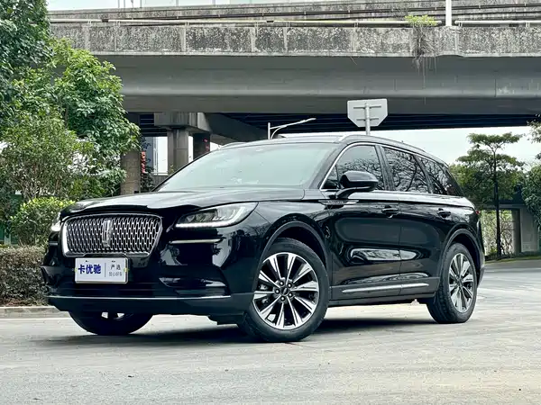 Lincoln Corsair 2022