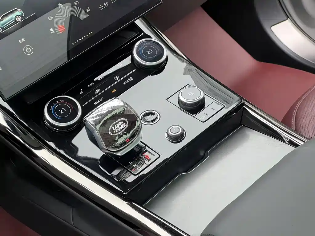 Land Rover Sport 2023 — фото 16