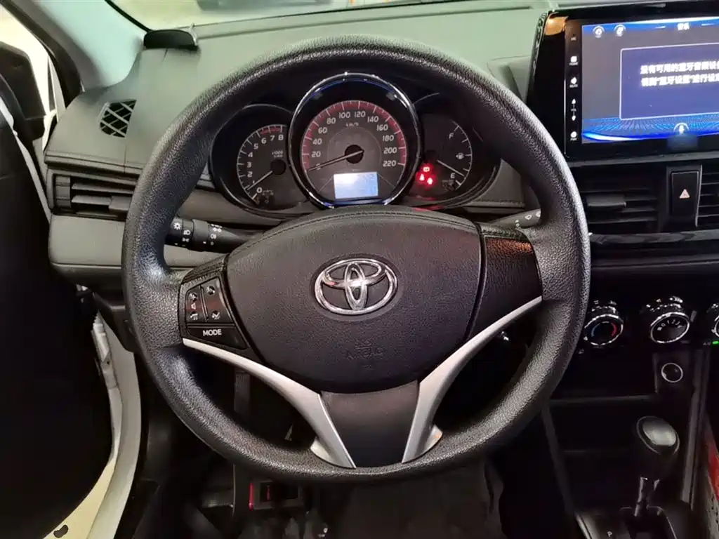 Toyota Vios 2022 — фото 11