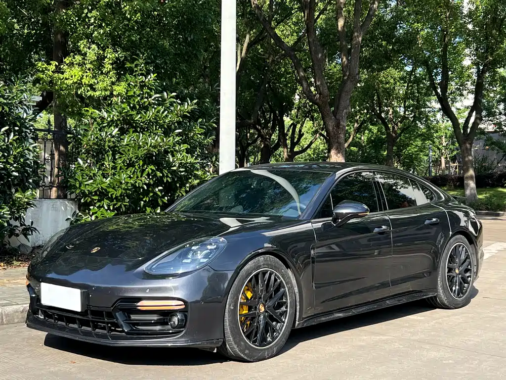Porsche Panamera 2018