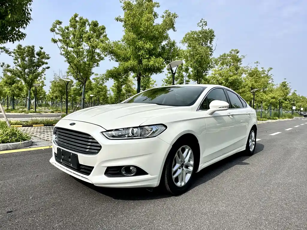 Ford Mondeo 2014