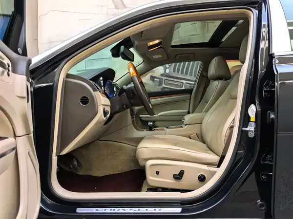 Chrysler 300C 2013