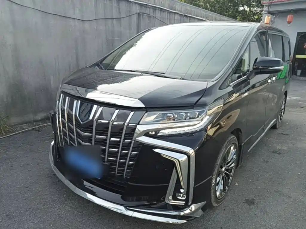 Toyota Wilfa 2023