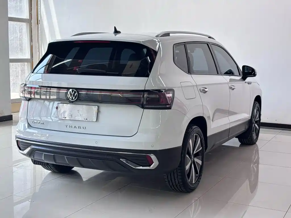 Volkswagen Tharu 2023 — фото 15