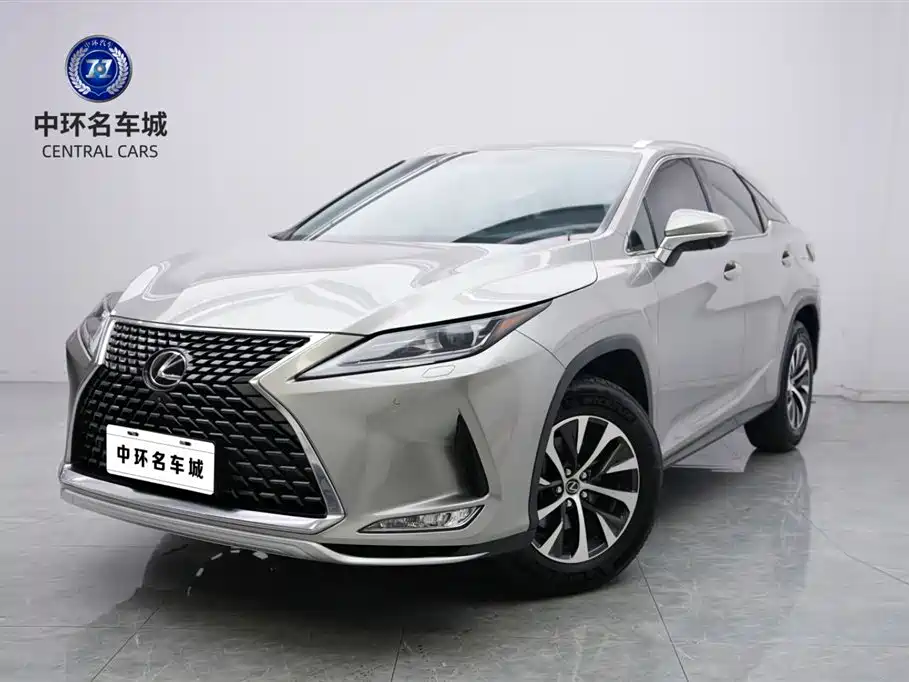 Lexus RX 2022 — фото 1