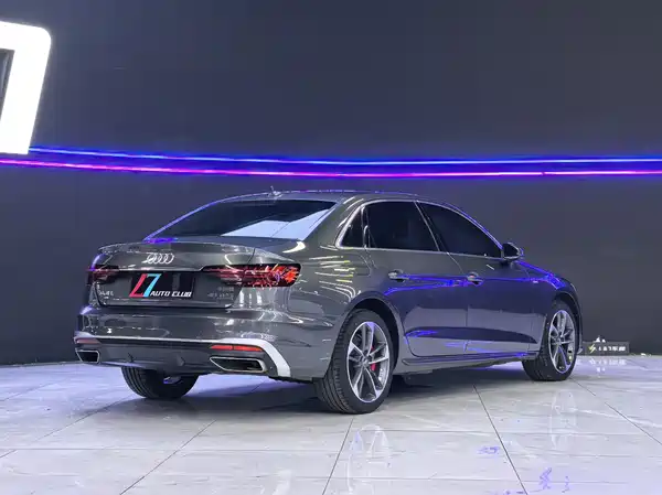 Audi A4L 2020
