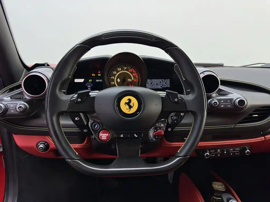 Ferrari F8 2022 — фото 25