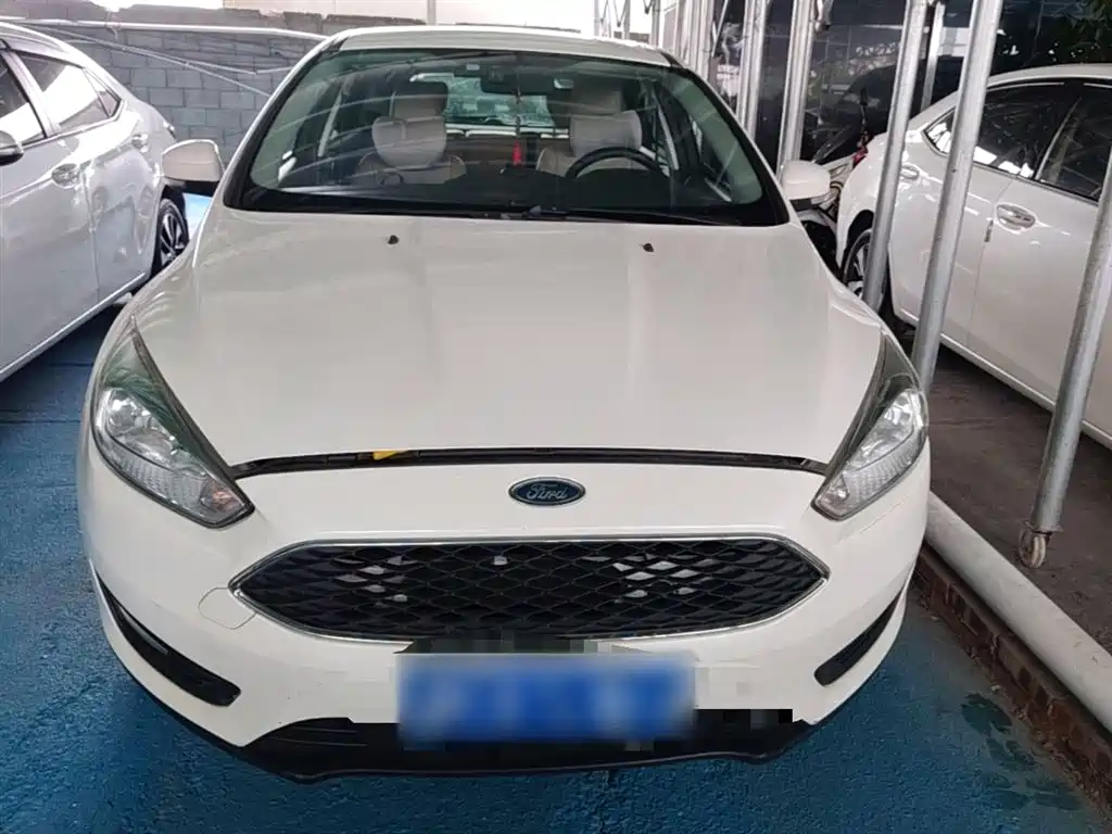 Ford Focus 2015 — фото 3