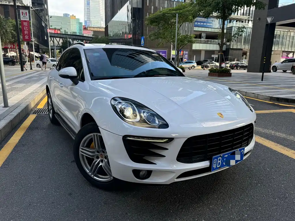 Porsche Macan 2015 — фото 1