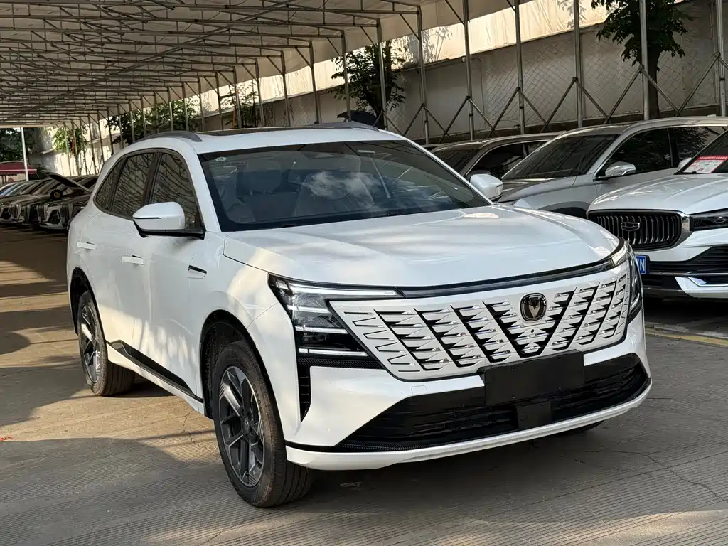 Changan CS75 PLUS 2026 — фото 3
