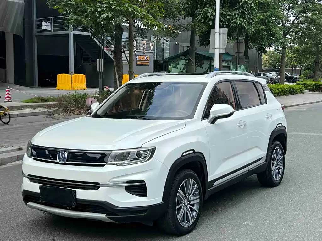 Changan CS35PLUS 2019 — фото 1