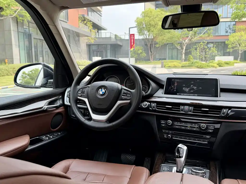 BMW X5 2014 — фото 15