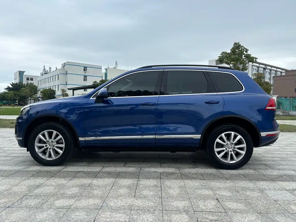 Volkswagen Touareg 2016 — фото 9