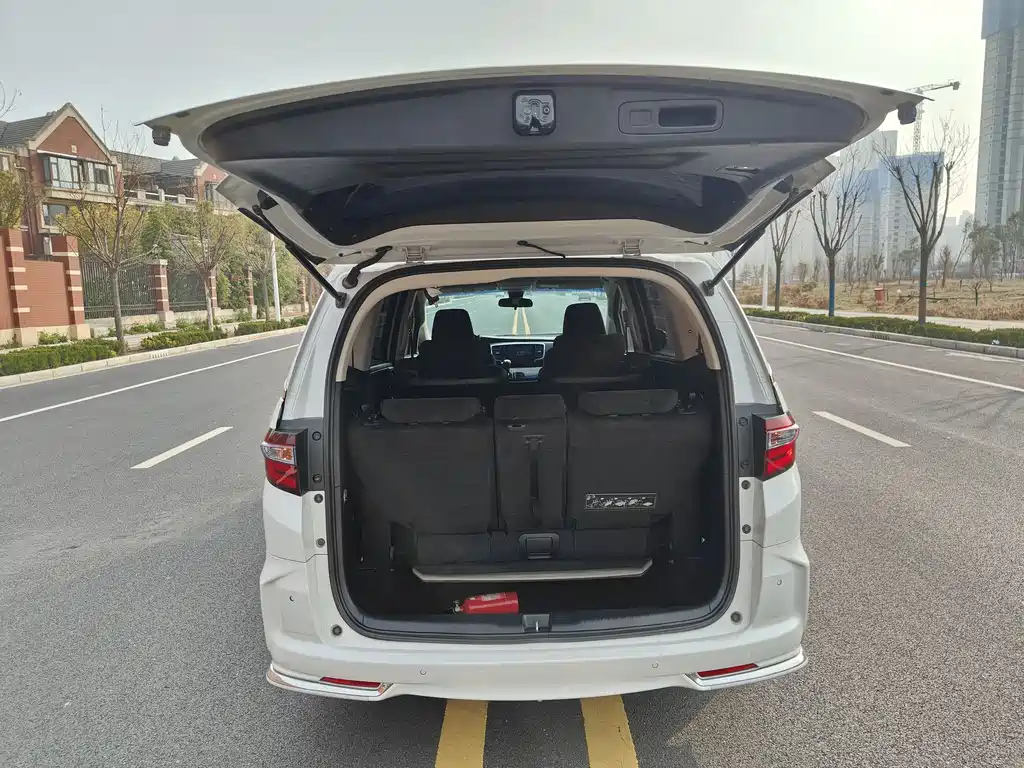 Honda Odyssey 2021 — фото 17