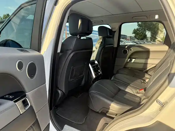 Land Rover Range Rover Sport 2014