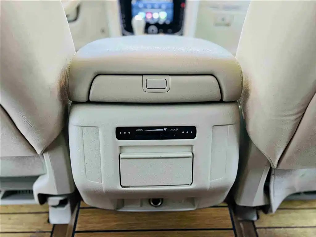 Nissan Patrol 2018 — фото 14