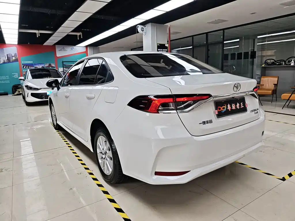 Toyota Corolla 2024 — фото 13
