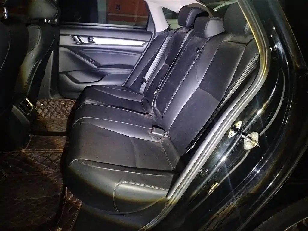Honda Accord 2021 — фото 14