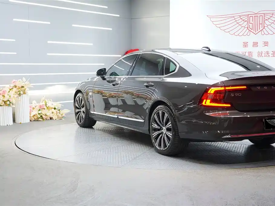Volvo S90 2024 — фото 5