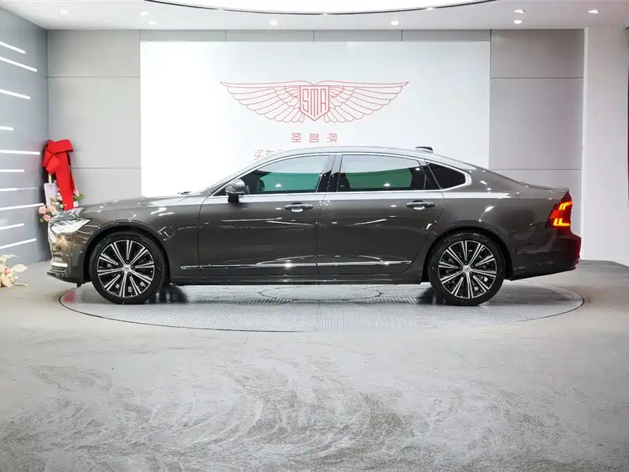 Volvo S90 2024 — фото 4