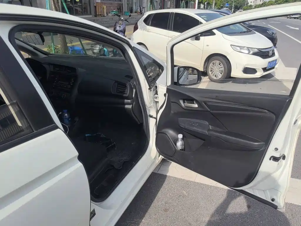 Honda Fit 2018 — фото 22