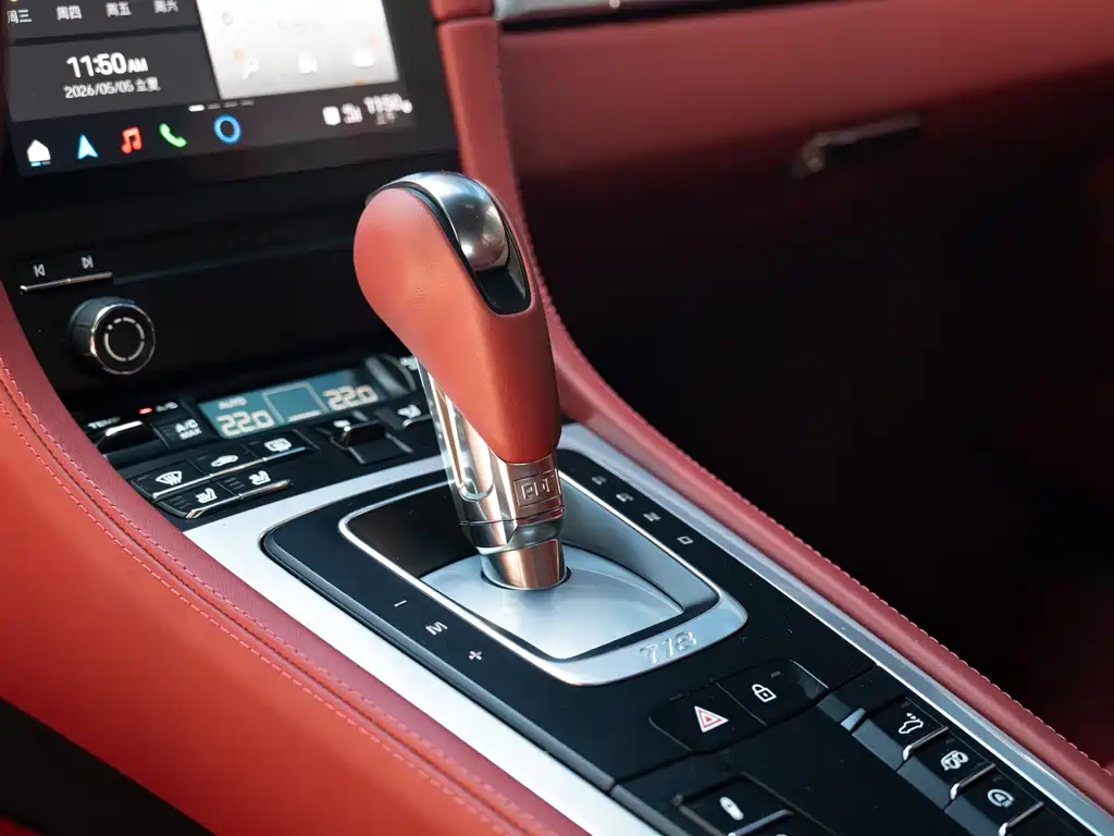 Porsche 718 2025 — фото 12