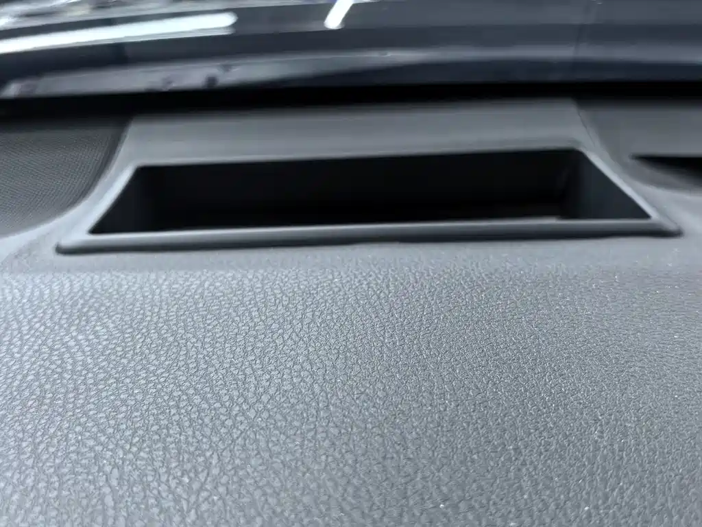 Toyota Camry 2022 — фото 24