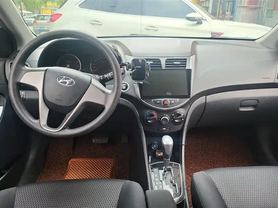 Hyundai Ruiyi 2016 — фото 12