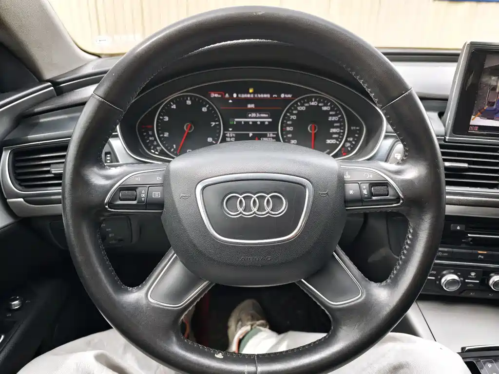 Audi A7 2013 — фото 12