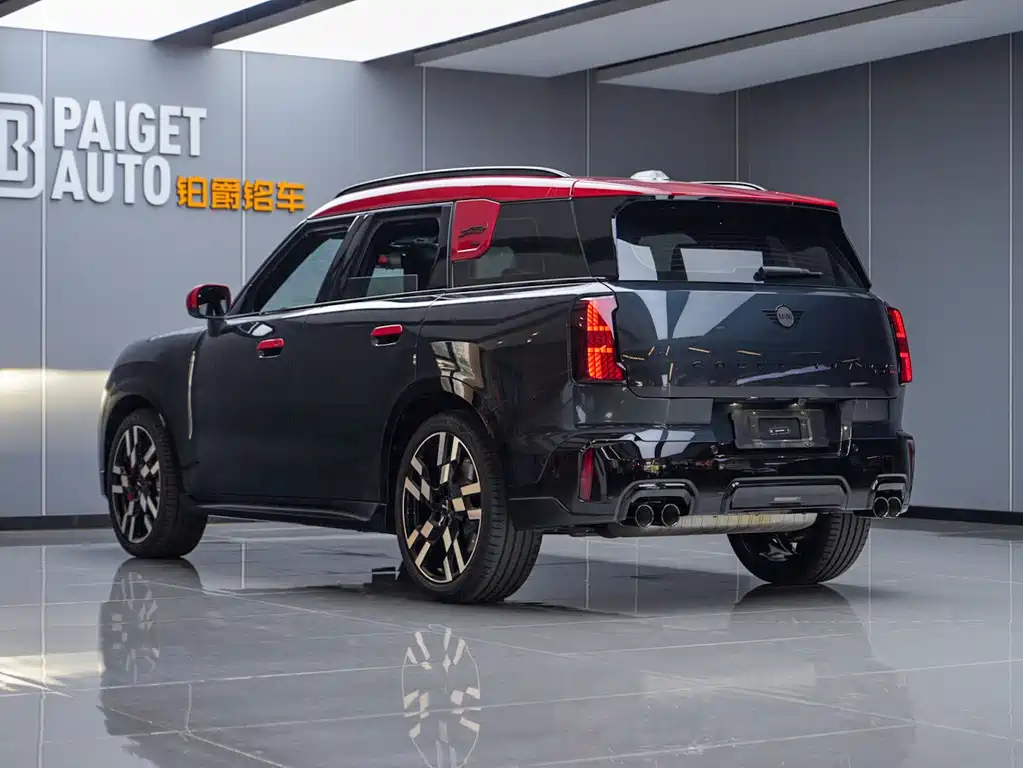 MINI JCW Countryman 2024 — фото 6