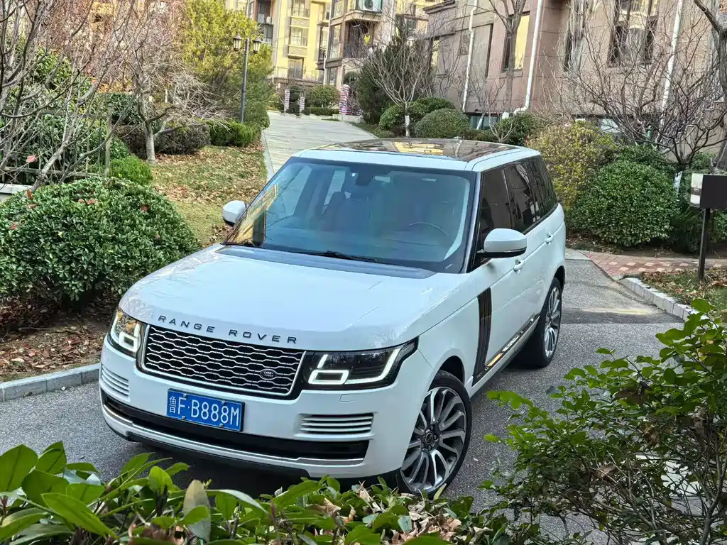 Land Rover Range Rover 2017 — фото 1