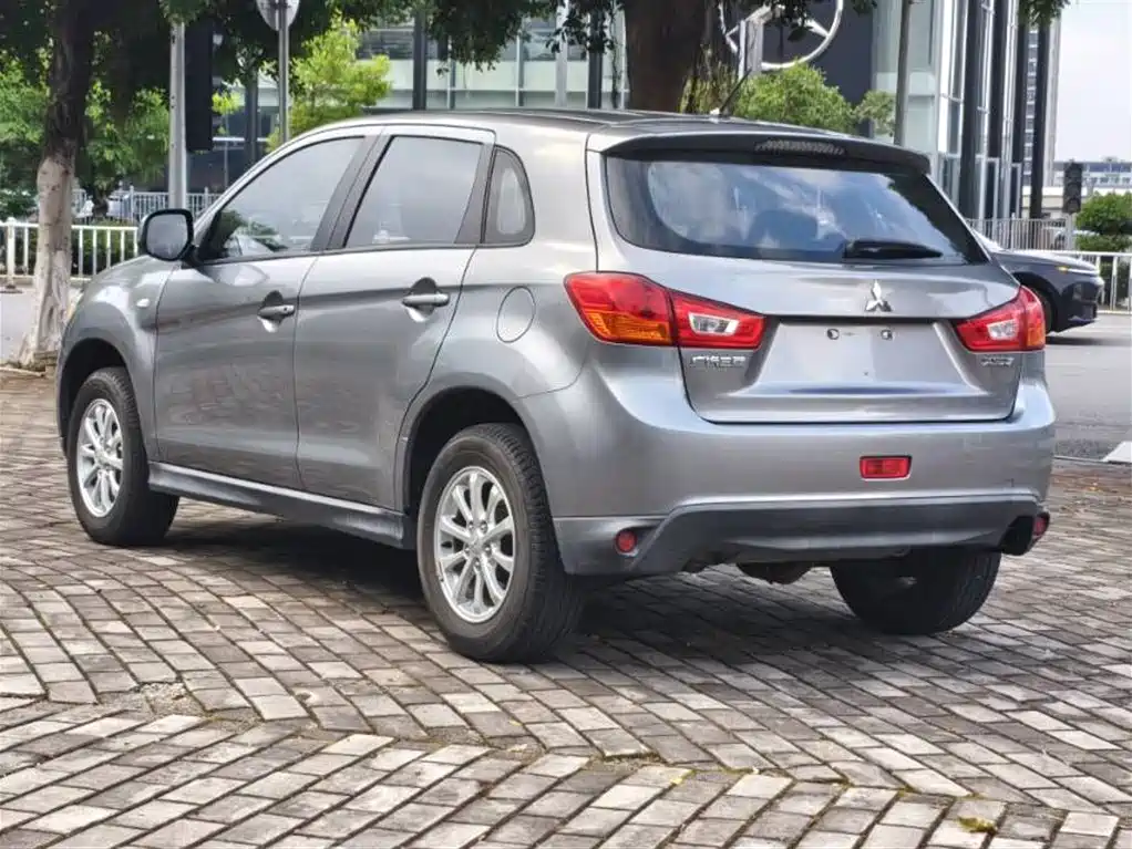Mitsubishi ASX 2015 — фото 7