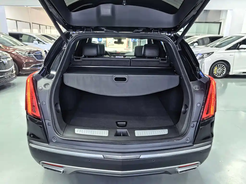 Cadillac XT5 2020 — фото 13
