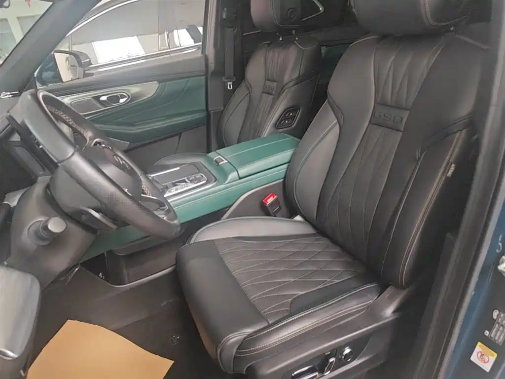 GAC Motor Trumpchi GS8 2021 — фото 15