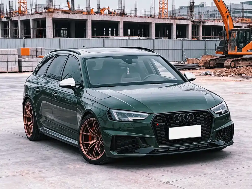 Audi RS 4 2019 — фото 3
